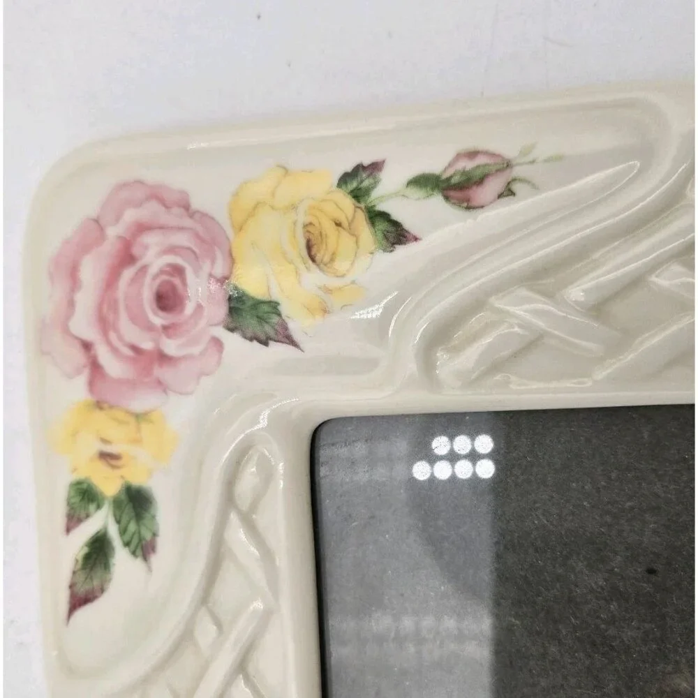 Belleek Fine China Ireland Red Yellow Rose‎ White Lattice Picture Frame VTG 2000